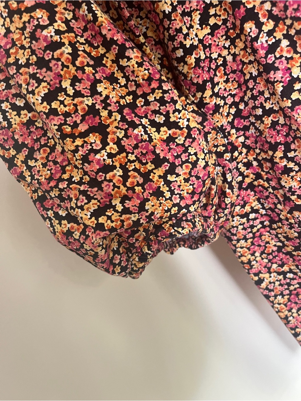 Dress Subcategory Identification - Picture 2 of 7